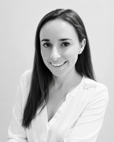Nicole Wallace,                                                                BSc Hons Neuroscience, MSc Speech and Language Therapy